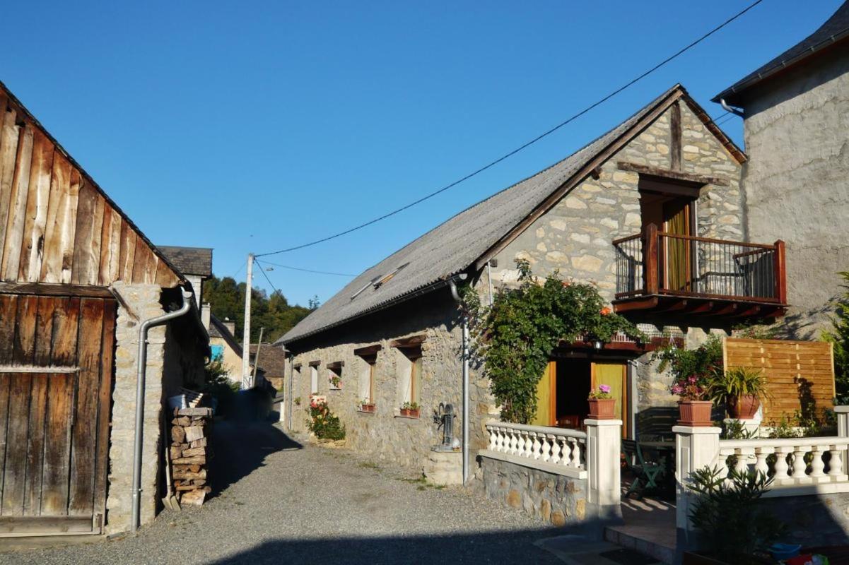 B&B Sère - les trois monts - Bed and Breakfast Sère