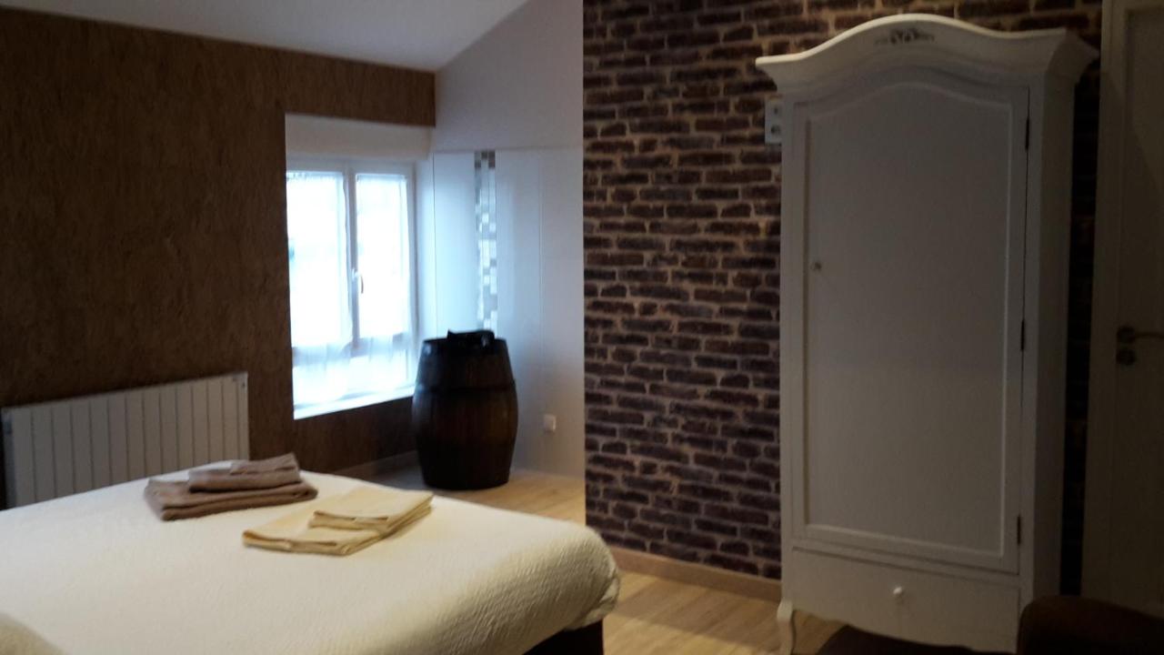 B&B Moussy - Chambre d'Hotes de la Loge - Bed and Breakfast Moussy