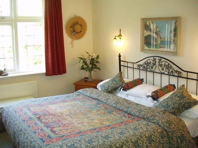 Kamer met Kingsize Bed