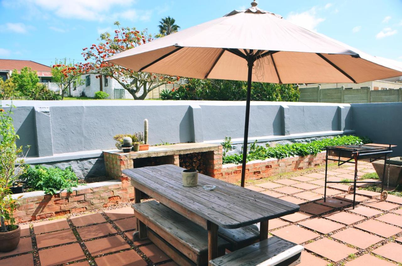 B&B Bredasdorp - House Forget Me Not - Bed and Breakfast Bredasdorp