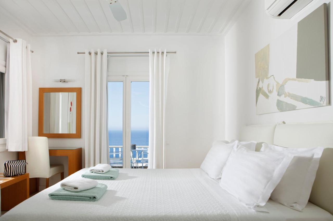 Superior Suite with Panoramic Sea View - Upper Level