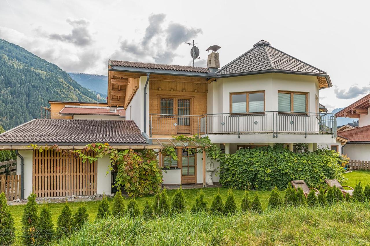 Sportchalet Zillertal - B&B Uderns