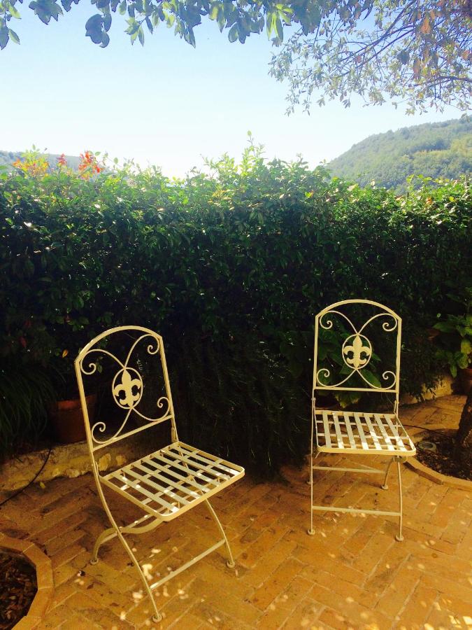 B&B Semproniano - Le Antiche Mura - Bed and Breakfast Semproniano