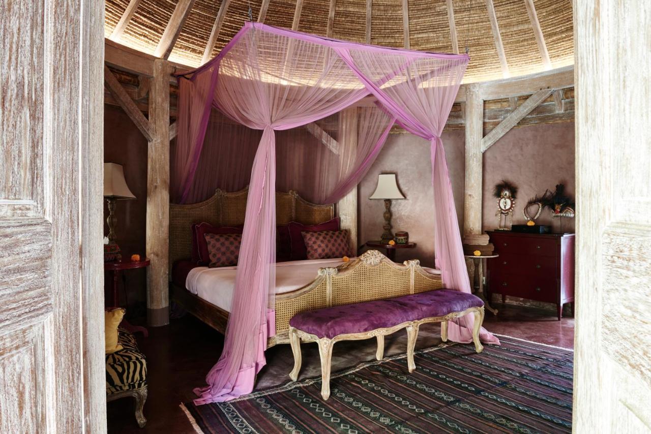 The Africa House - Two-Bedroom Villa with Private Pool