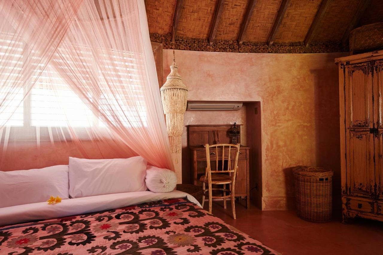 The Round House - Two-Bedroom Villa with Private Pool