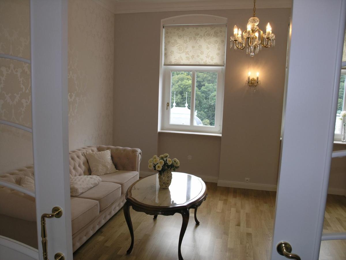 B&B Karlsbad - Apartmán LUX Škroupova - Bed and Breakfast Karlsbad