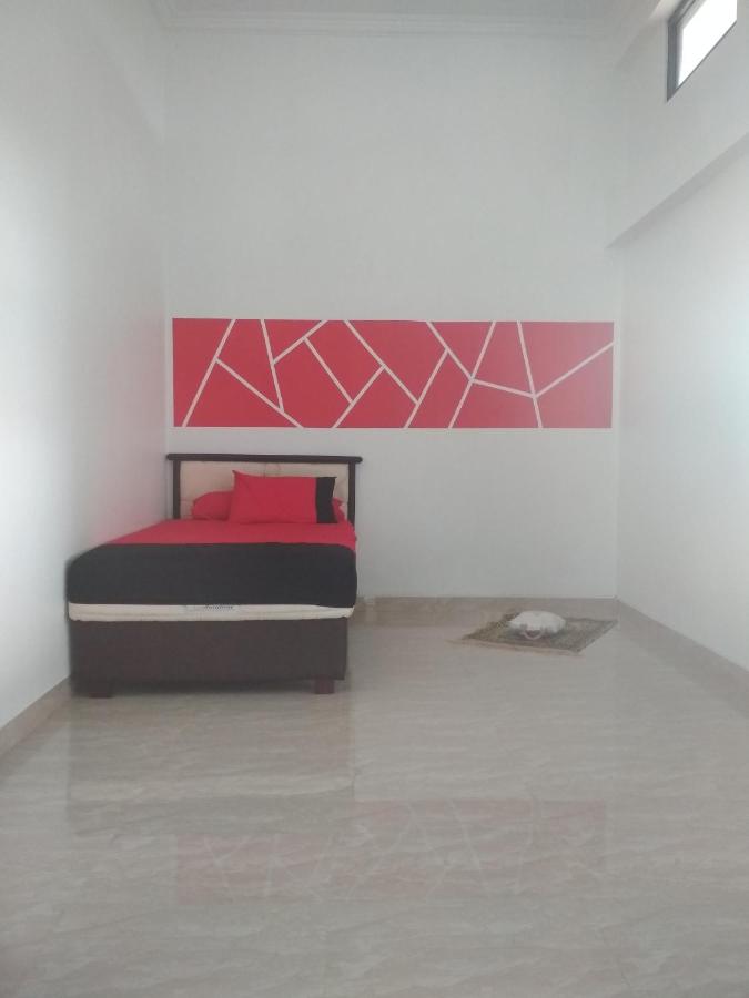 Almira homestay - B&B