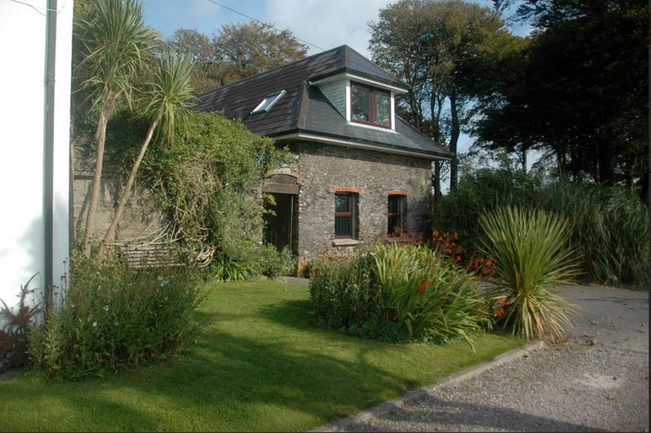B&B Cobh - Redington House SelfCatering accommodation - Bed and Breakfast Cobh