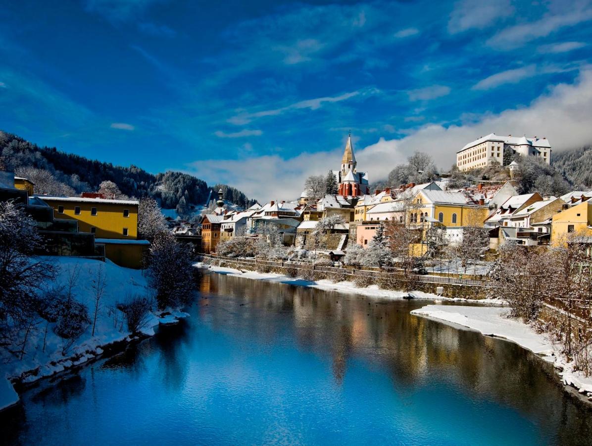 Gästehaus Biobauernhof Mandl - B&B Murau