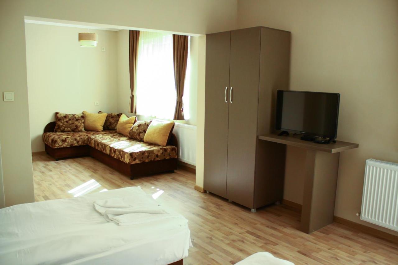 B&B Kardzjali - Guest House Central - Bed and Breakfast Kardzjali