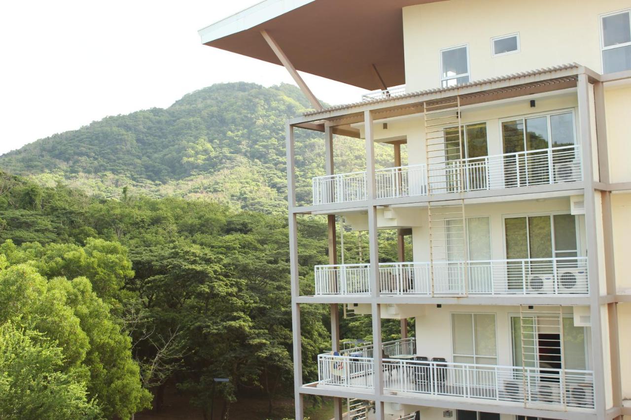 Pico De Loro Condo Unit - B&B