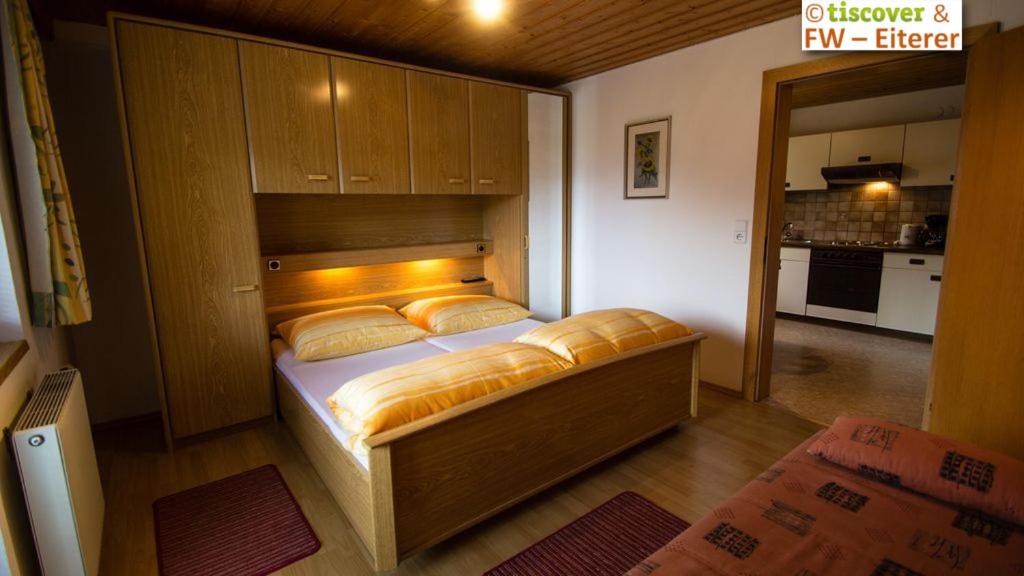 Apartment mit Balkon