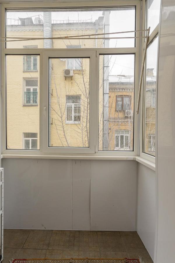 Простора 3 кімнатна біля Майдану Незалежності - Ferienwohnung Kyjiw