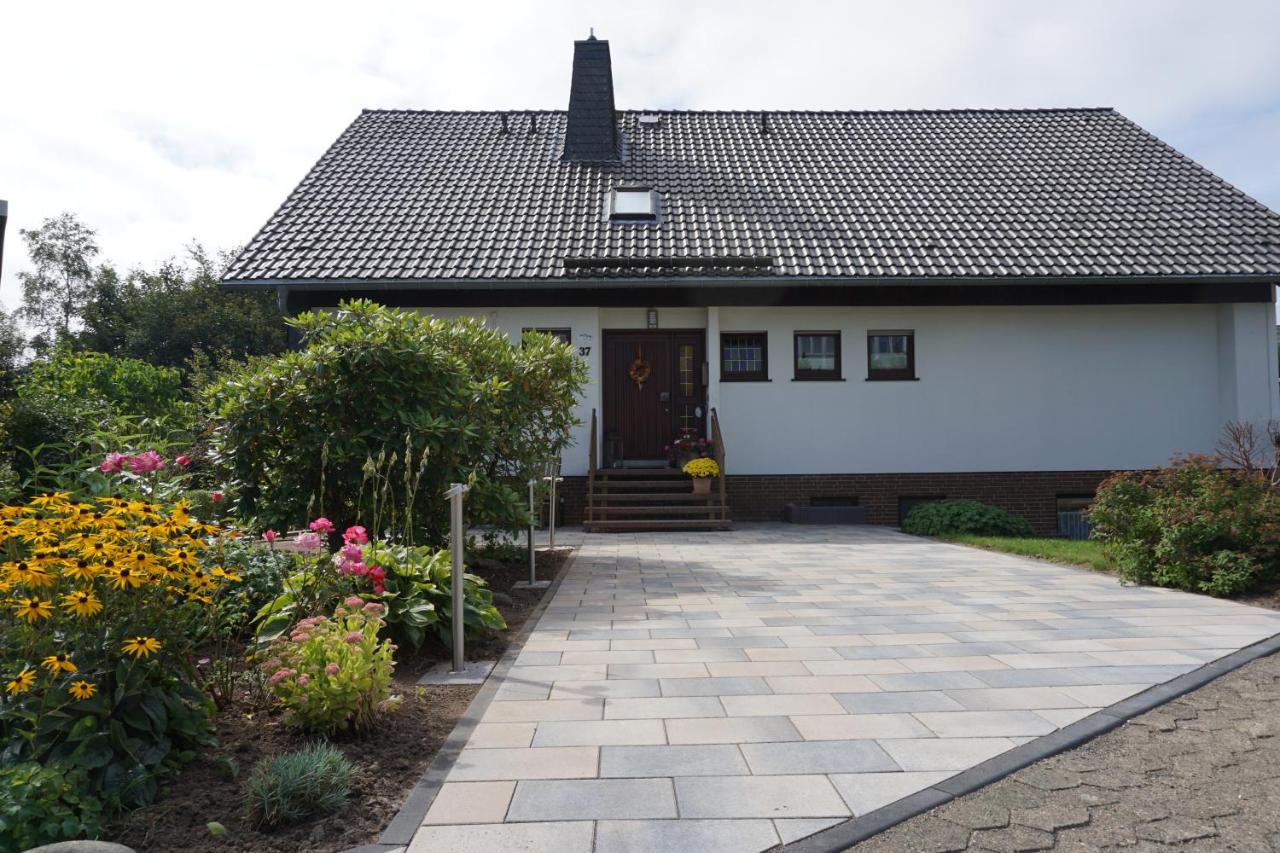 B&B Clausthal-Zellerfeld - Ferienwohnung Hoher Weg - Bed and Breakfast Clausthal-Zellerfeld