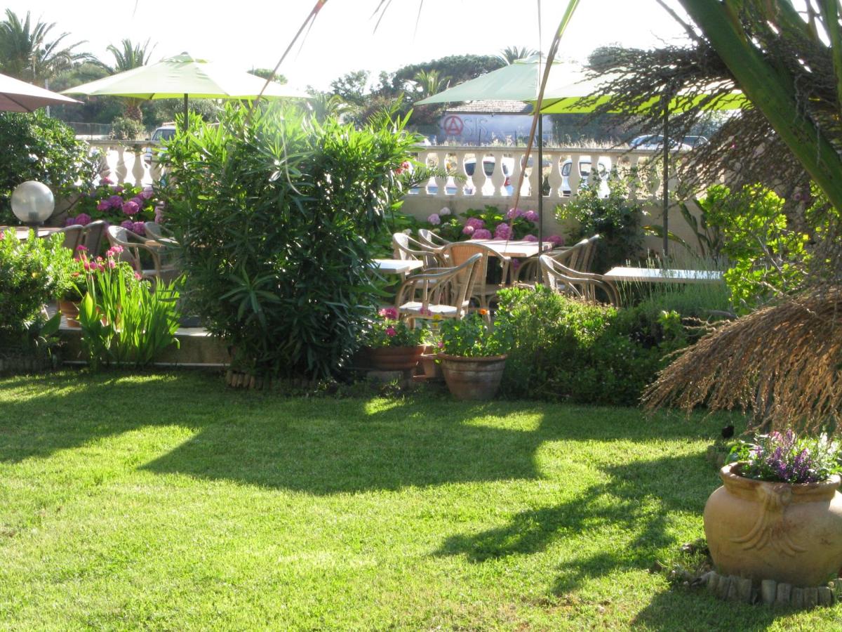 Triple Room with Garden View