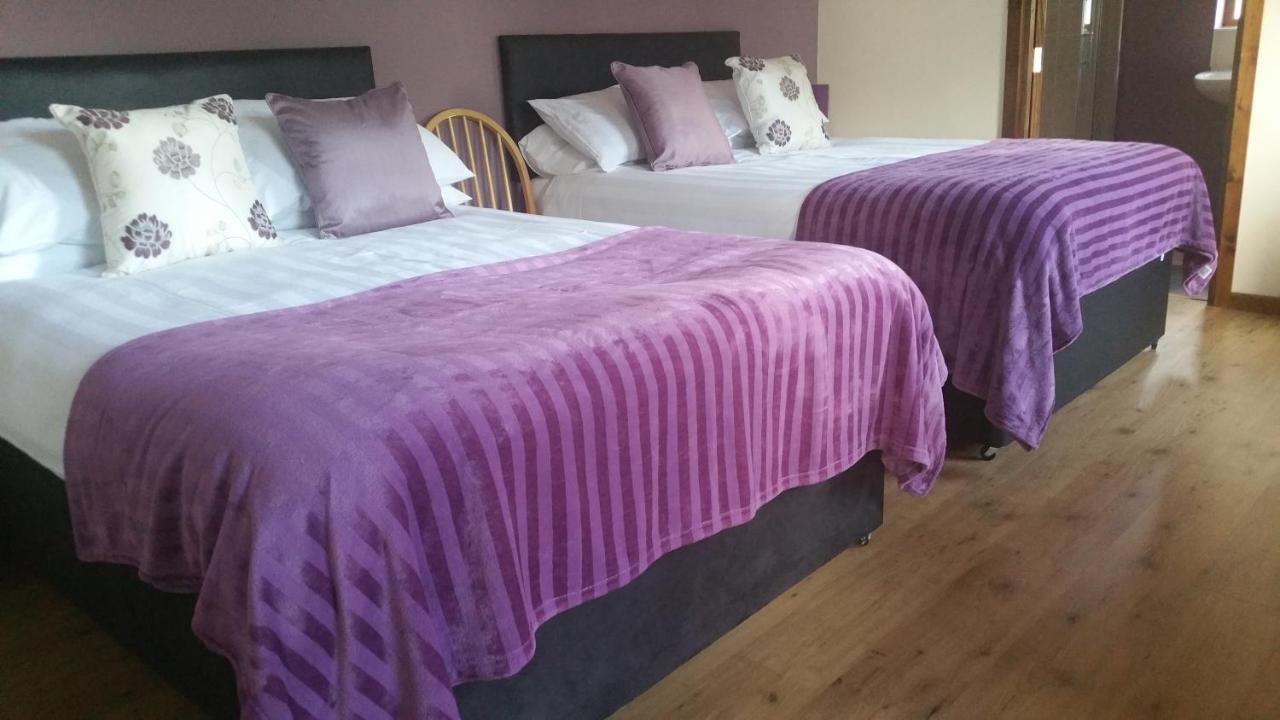 Chambre Double ou Lits Jumeaux avec Salle de Bains