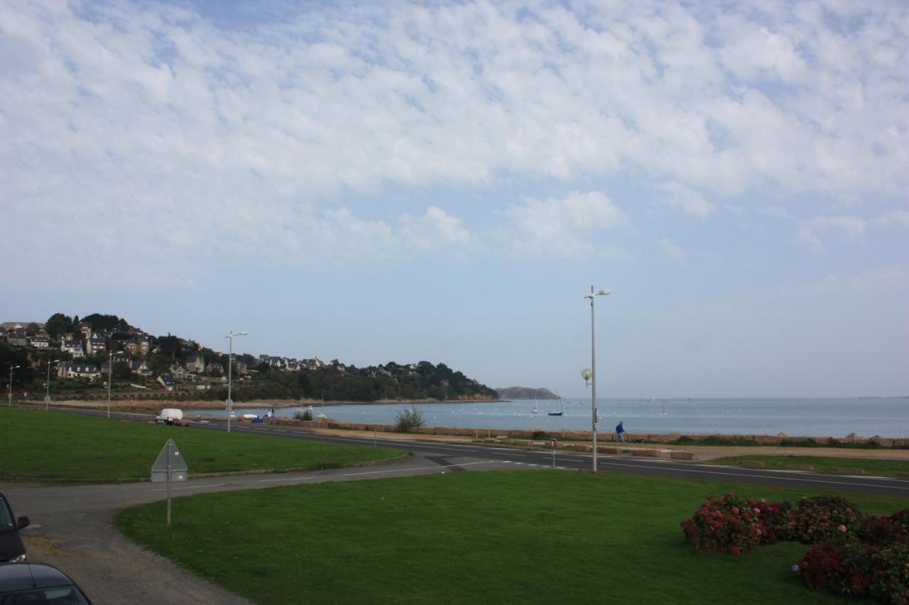 Les Studios de la Côte Roz - Voyageur Solo - Vue Mer - B&B Perros-Guirec
