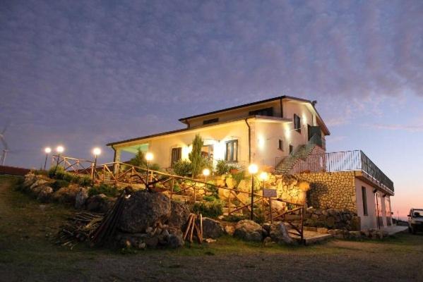 Agriturismo Mandriagiumenta - B&B Caltavuturo