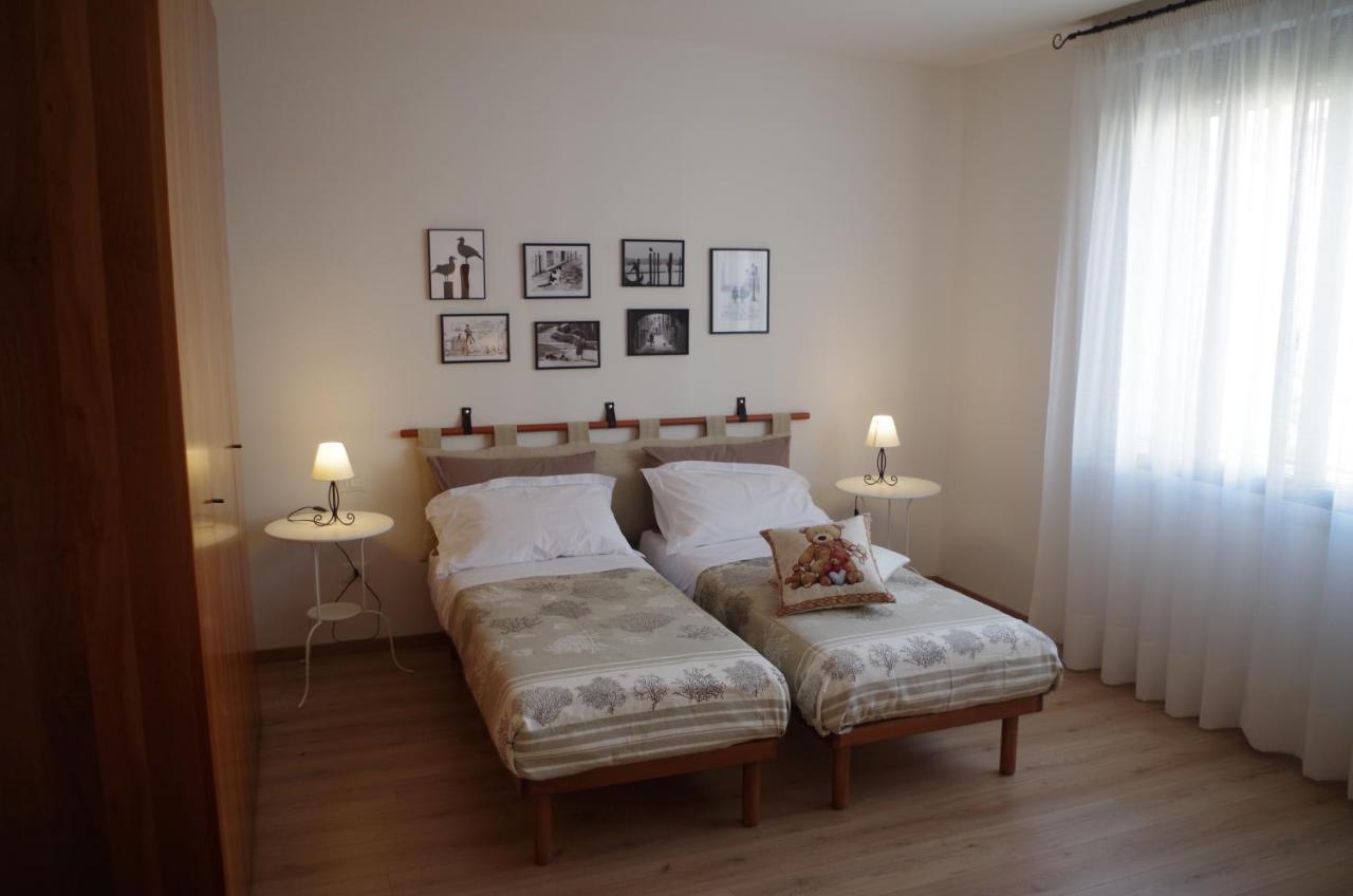 Camera Matrimoniale/Doppia con Letti Singoli con Bagno Privato