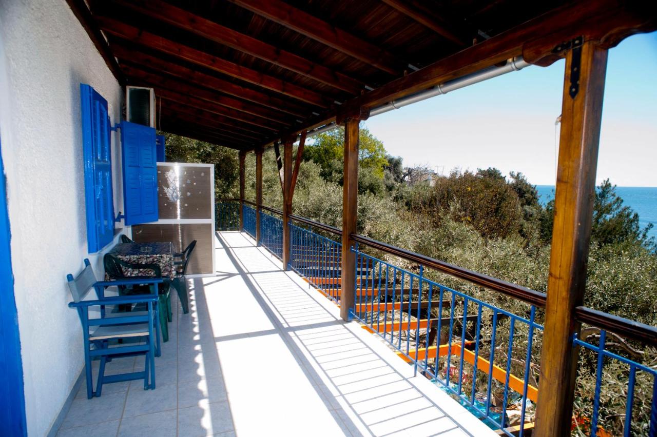 Standaard Tweepersoonskamer met 2 Aparte Bedden en Uitzicht op Zee