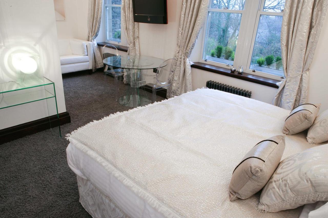 Grasmere Suite with Spa Bath
