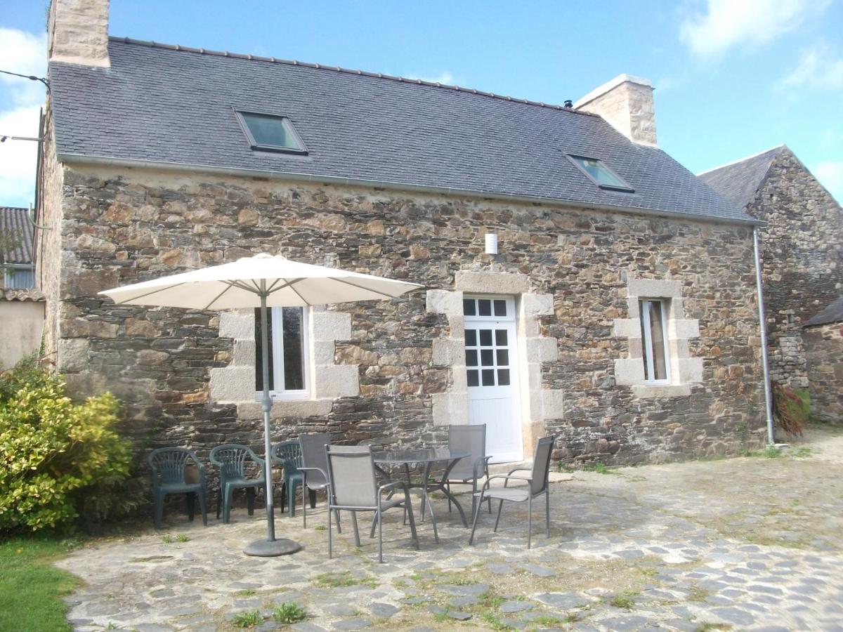 Gite de Kerfenefas - B&B