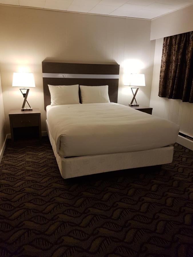 Queen Suite