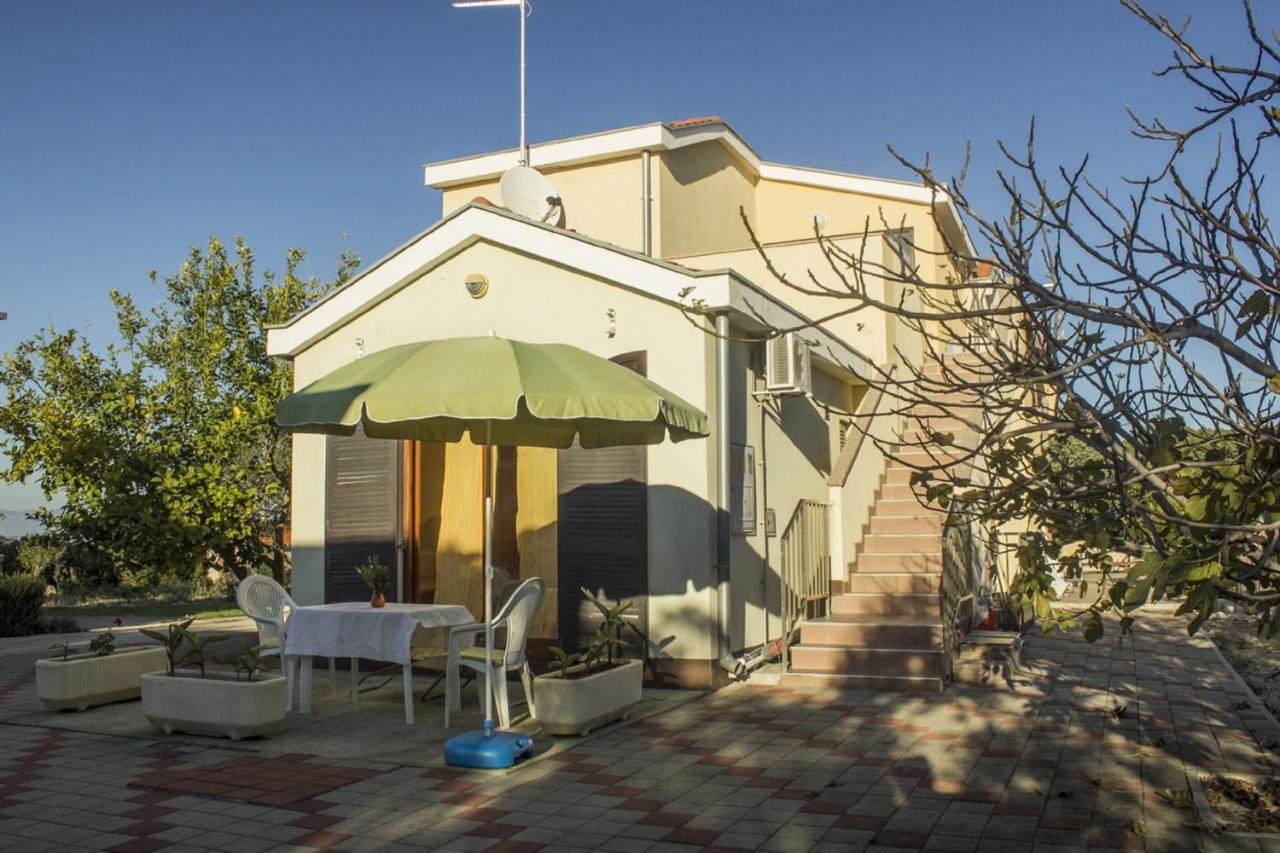 One-Bedroom Apartment with Terrace