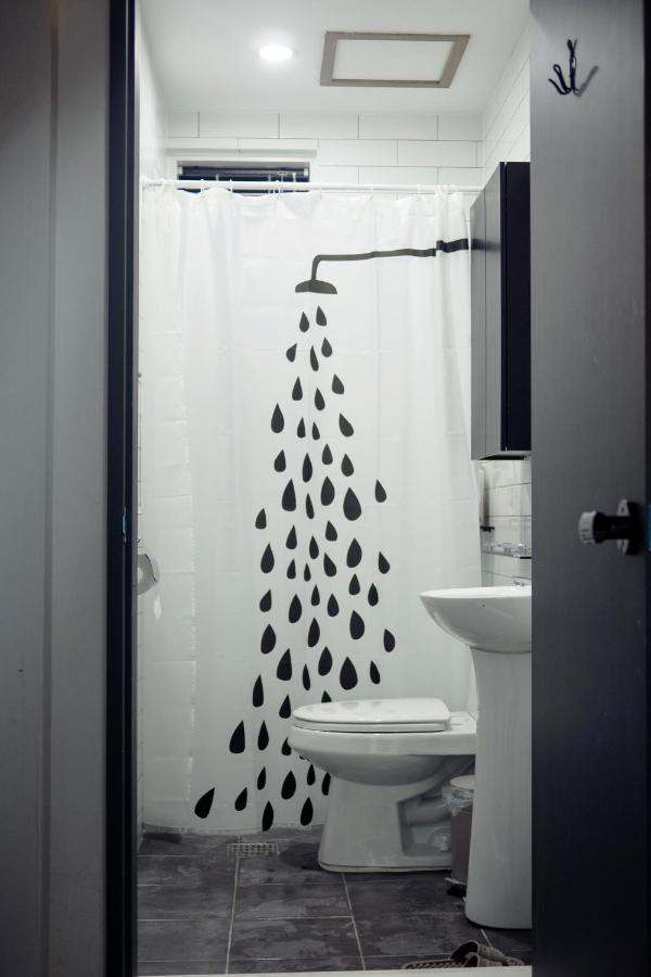 Camera Singola con Bagno in Comune