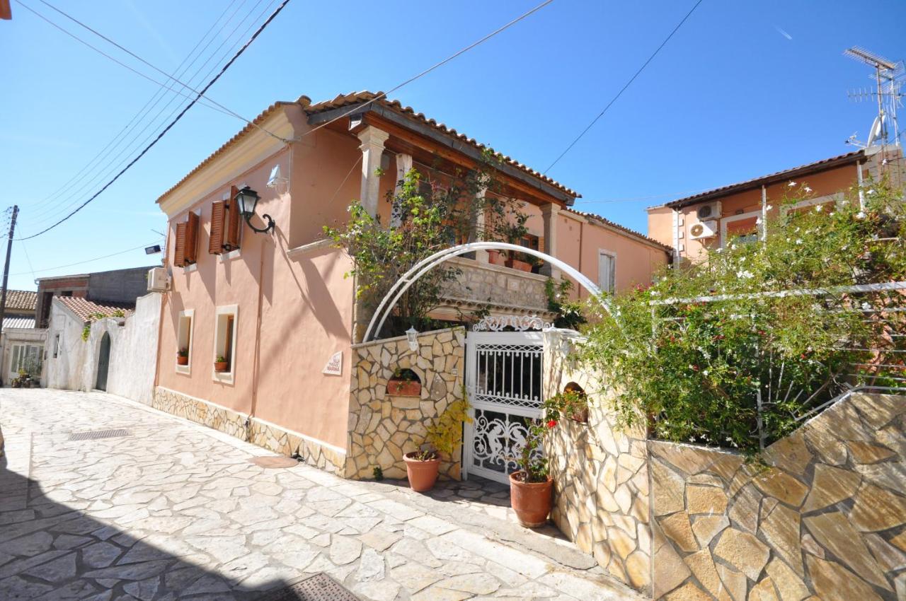 Villa Makrades - B&B