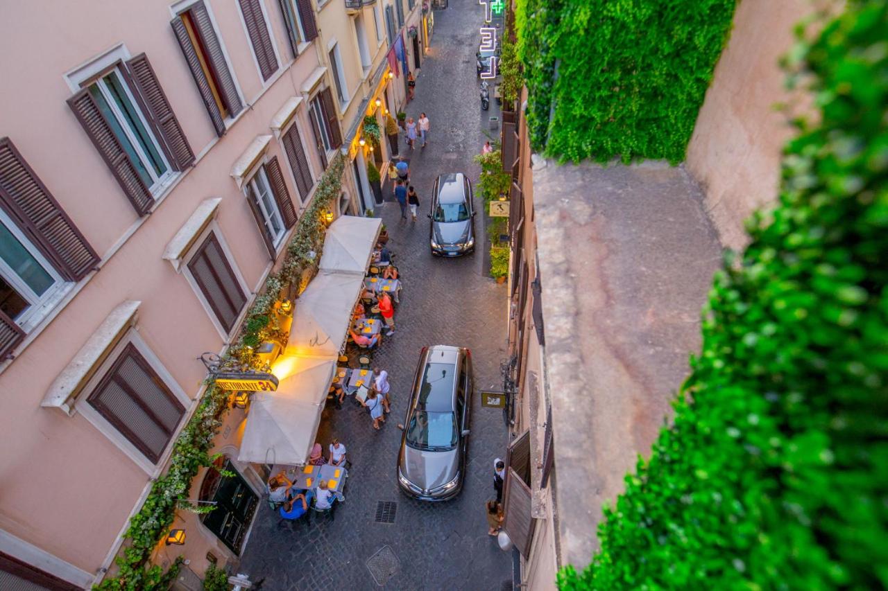 Mario's apartament in the Spanish Steps - Chambres d’hôtes