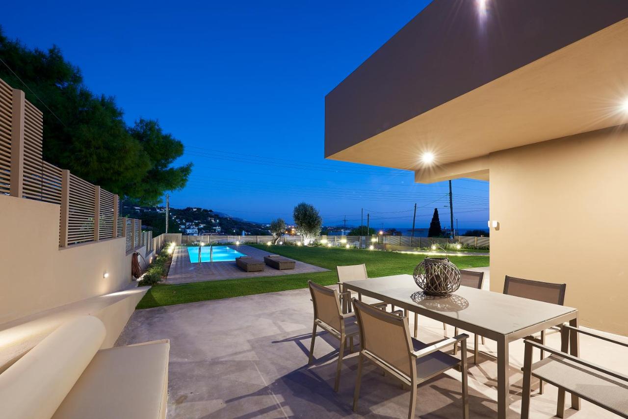 Elaia Luxury Suites Lagonisi - Bed and Breakfast Lagonísi