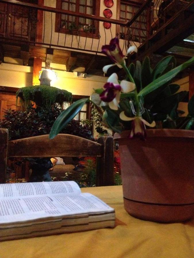 Hotel Cantuña - B&B Quito