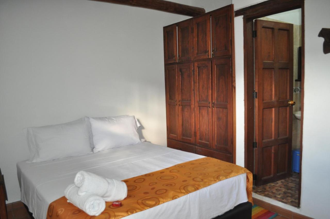Deluxe Double Room (2 Adults + 1 Child)
