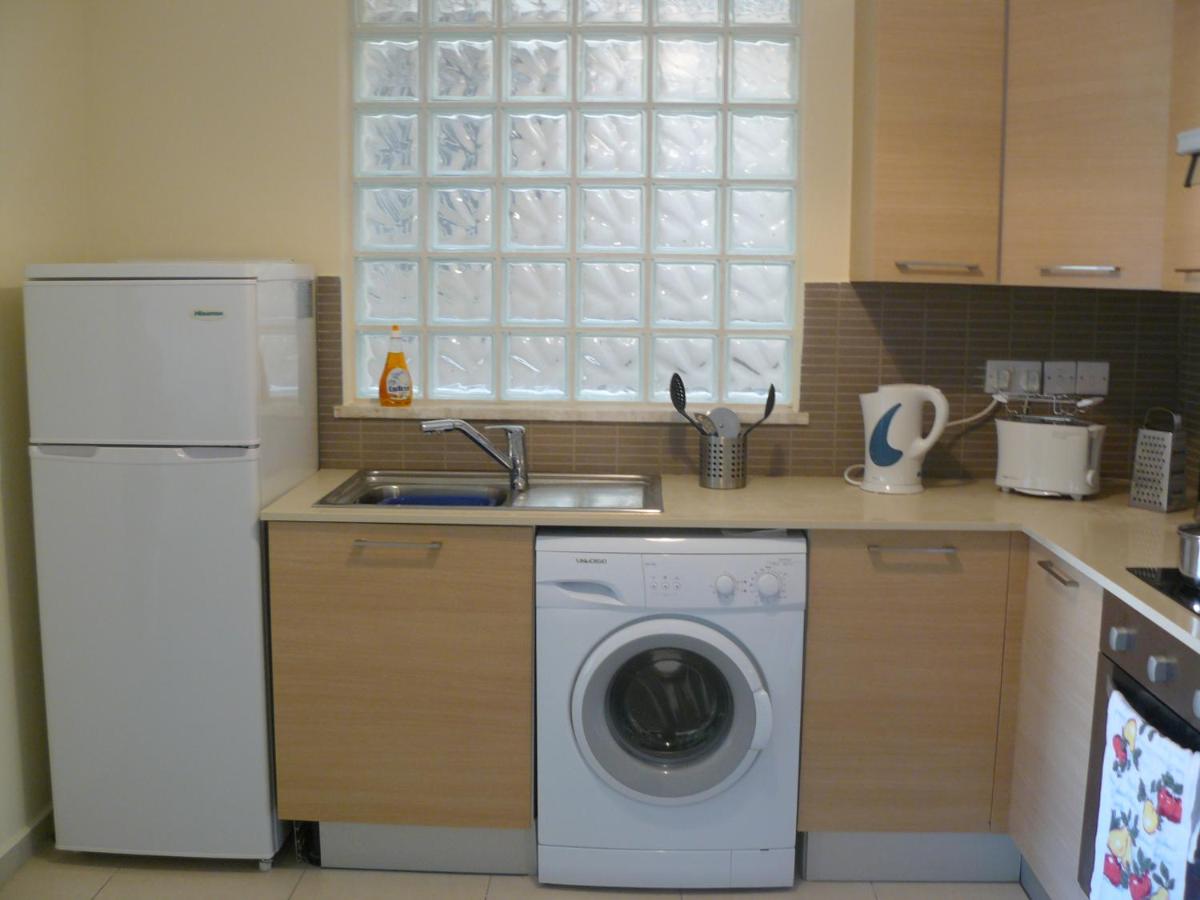 Pyla Gardens E107 - Ferienwohnung Pýla