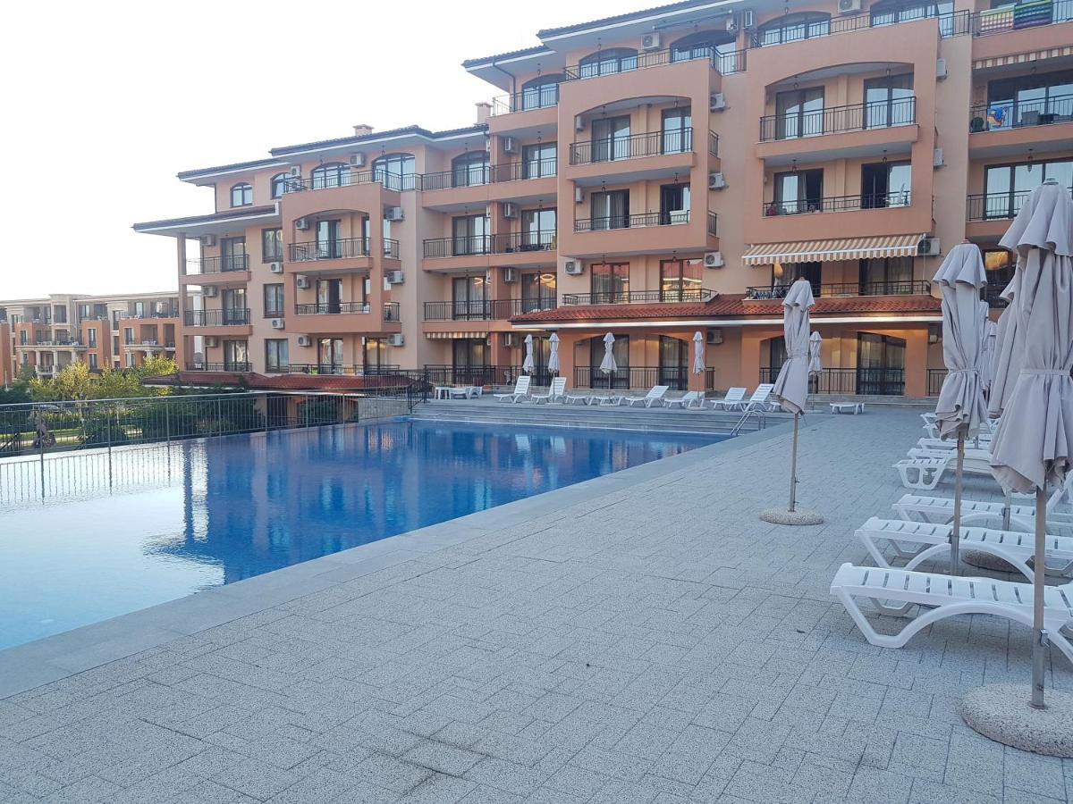 Private Apartment in Star Dreams Complex - Ferienwohnung
