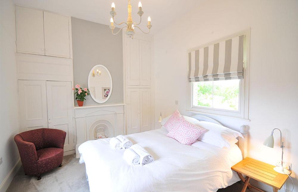 B&B Henlow - Poplars Farm - Bed and Breakfast Henlow