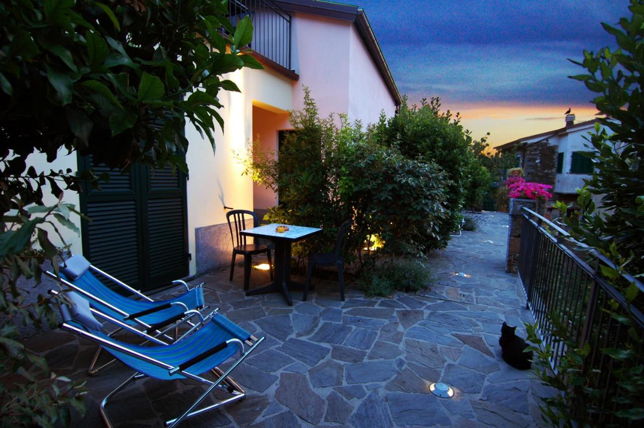 One-Bedroom Apartment with Terrace