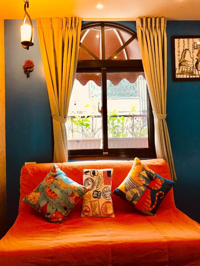 Mystery13 - Bed and Breakfast Luodong