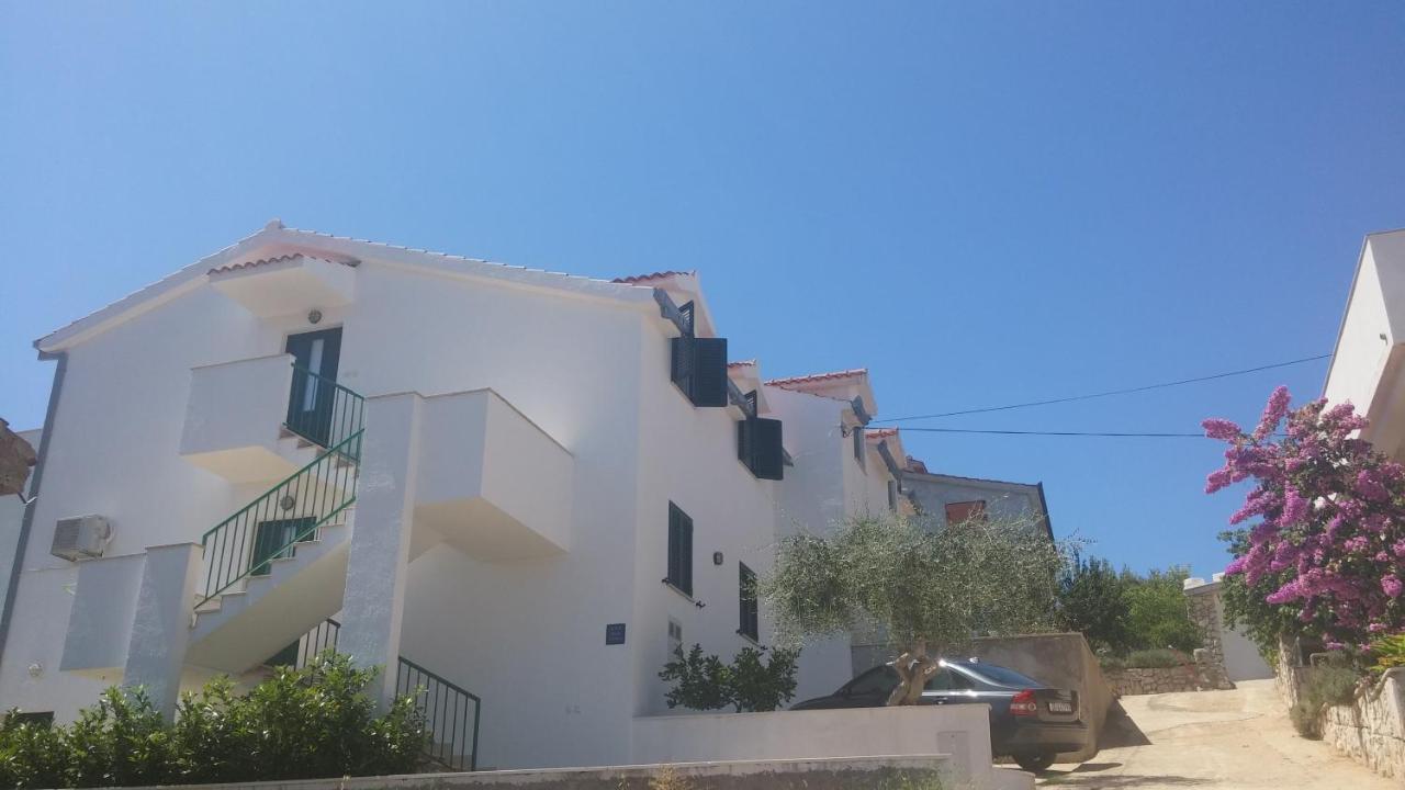 Apartment Bruna - Chambres d’hôtes Stomorska