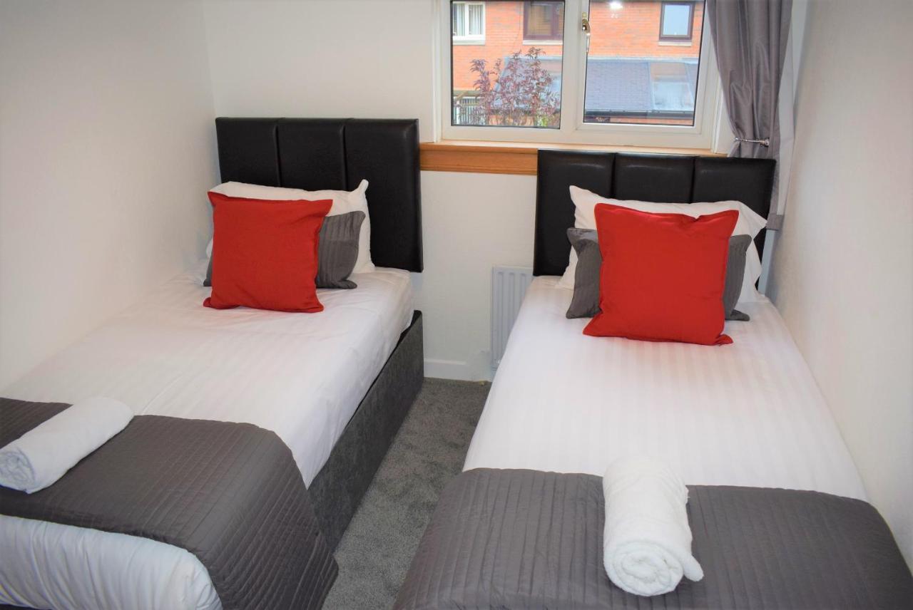 Kelpies Serviced Apartments- Russell - B&B Falkirk