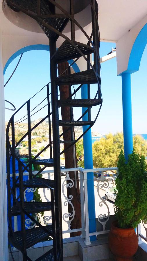 Studio Apartment with Balcony and Sea View (Ilion 3)