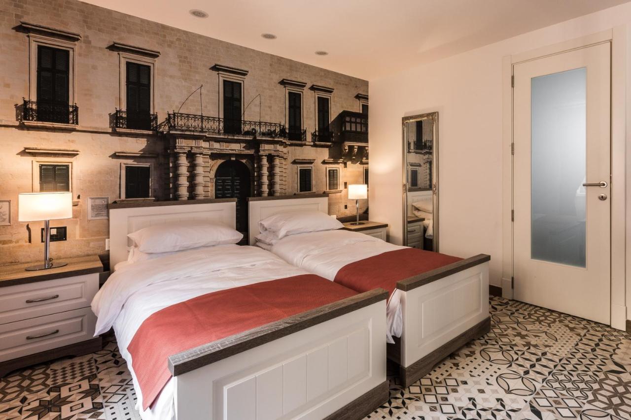 Palazz - Studio Appartement met Balkon