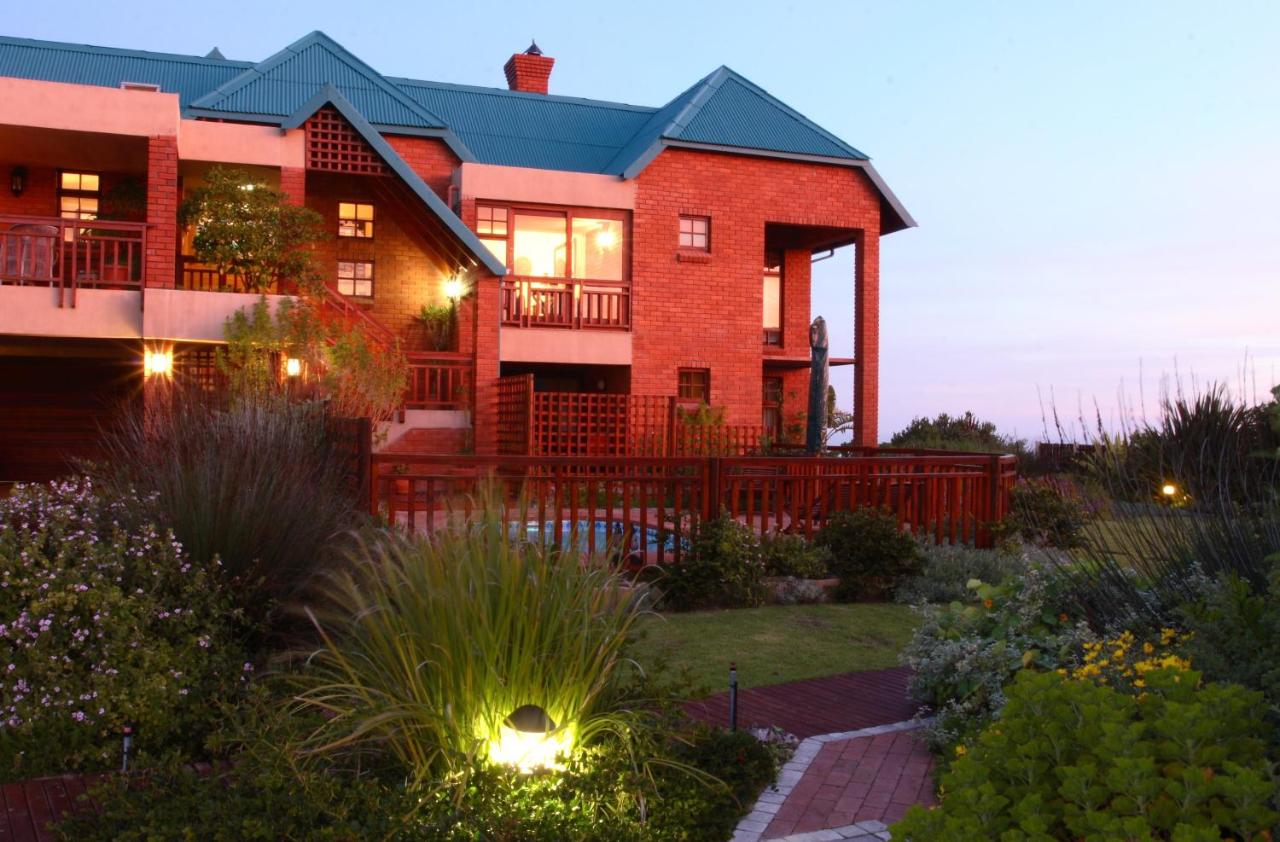 Dolphin Dunes Guesthouse - Bed and Breakfast Wilderness
