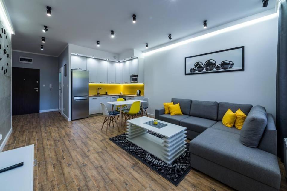 Apartament Żeglarska Loft U4 - Ferienwohnung Lötzen