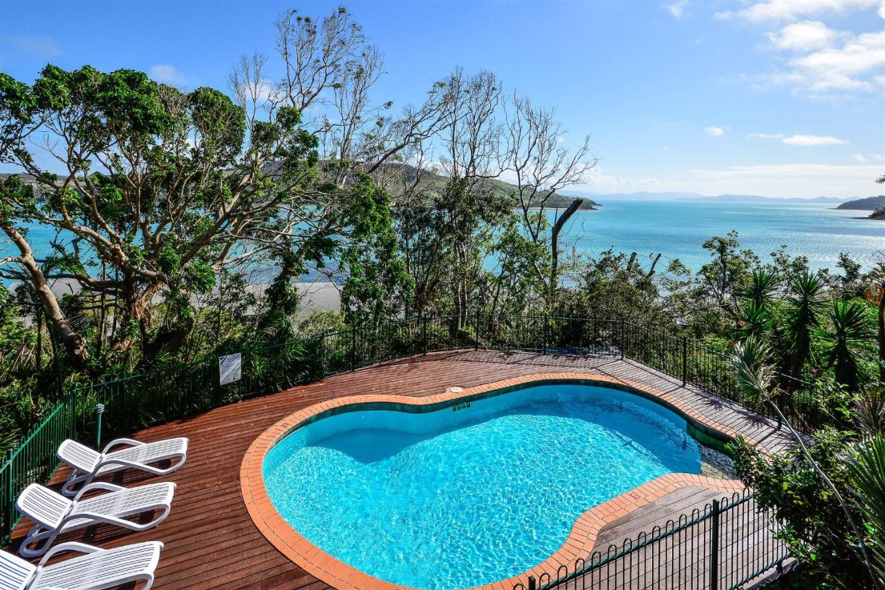 Casuarina Cove Apartments - Bed and Breakfast