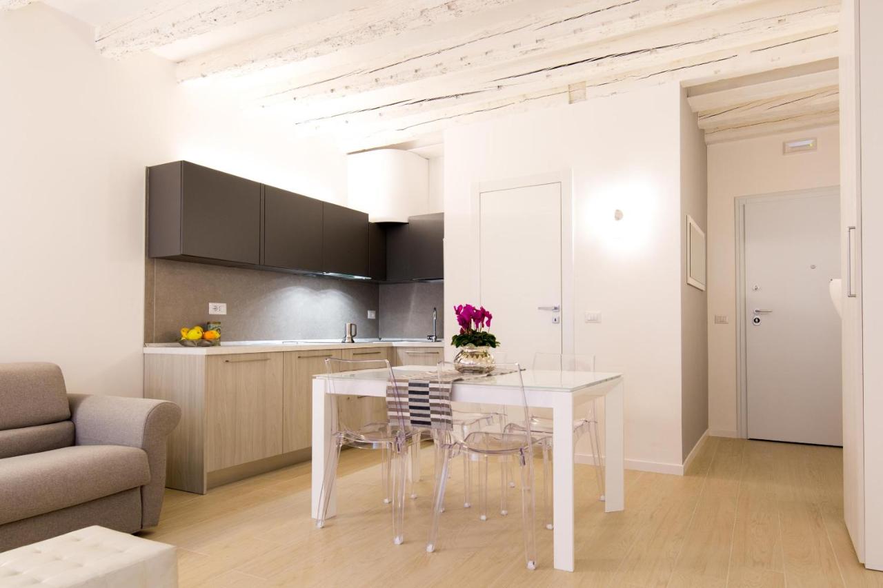 " CASA SAVONAROLA " centro storico - B&B Padova