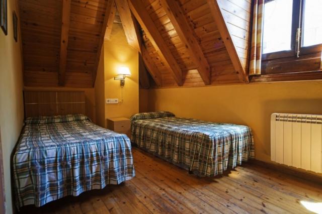 Twin Room with Bathroom