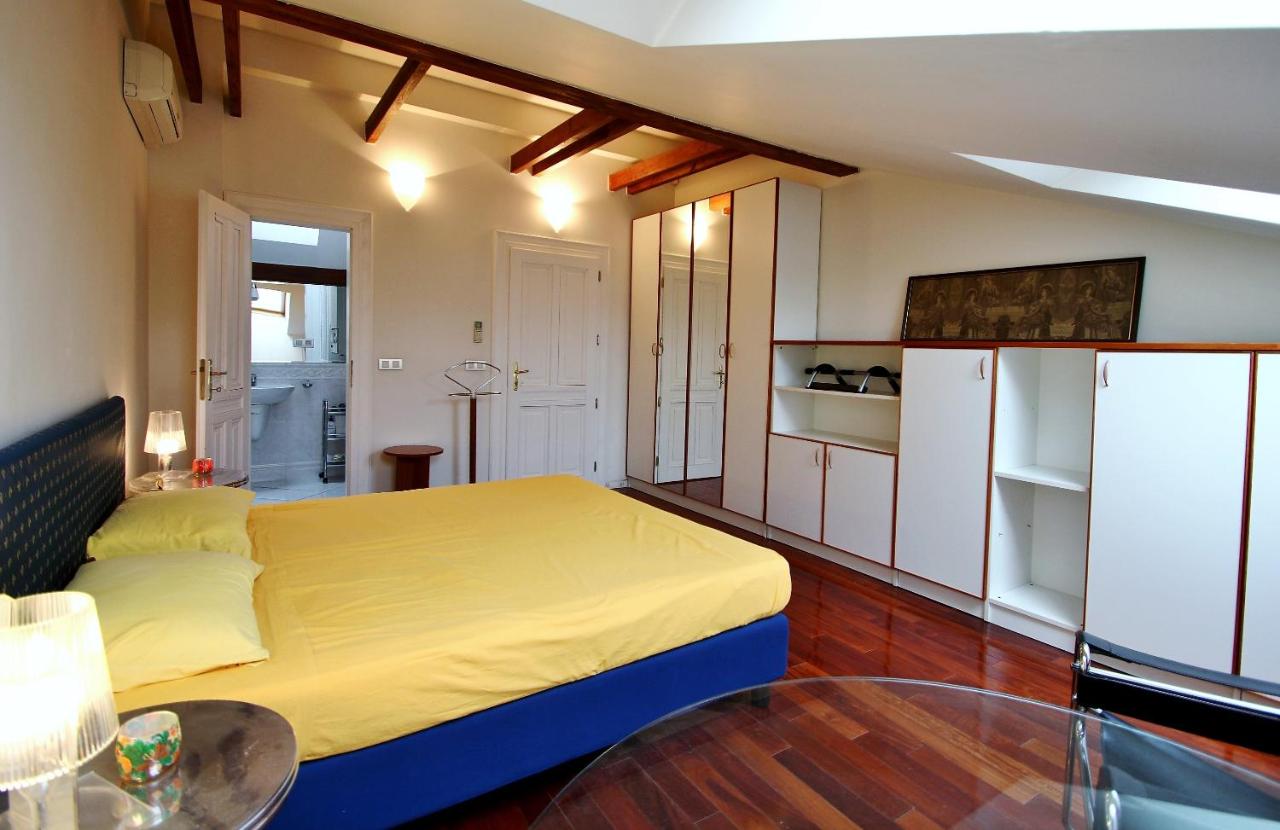 Appartamento Attico con 1 Camera da Letto
