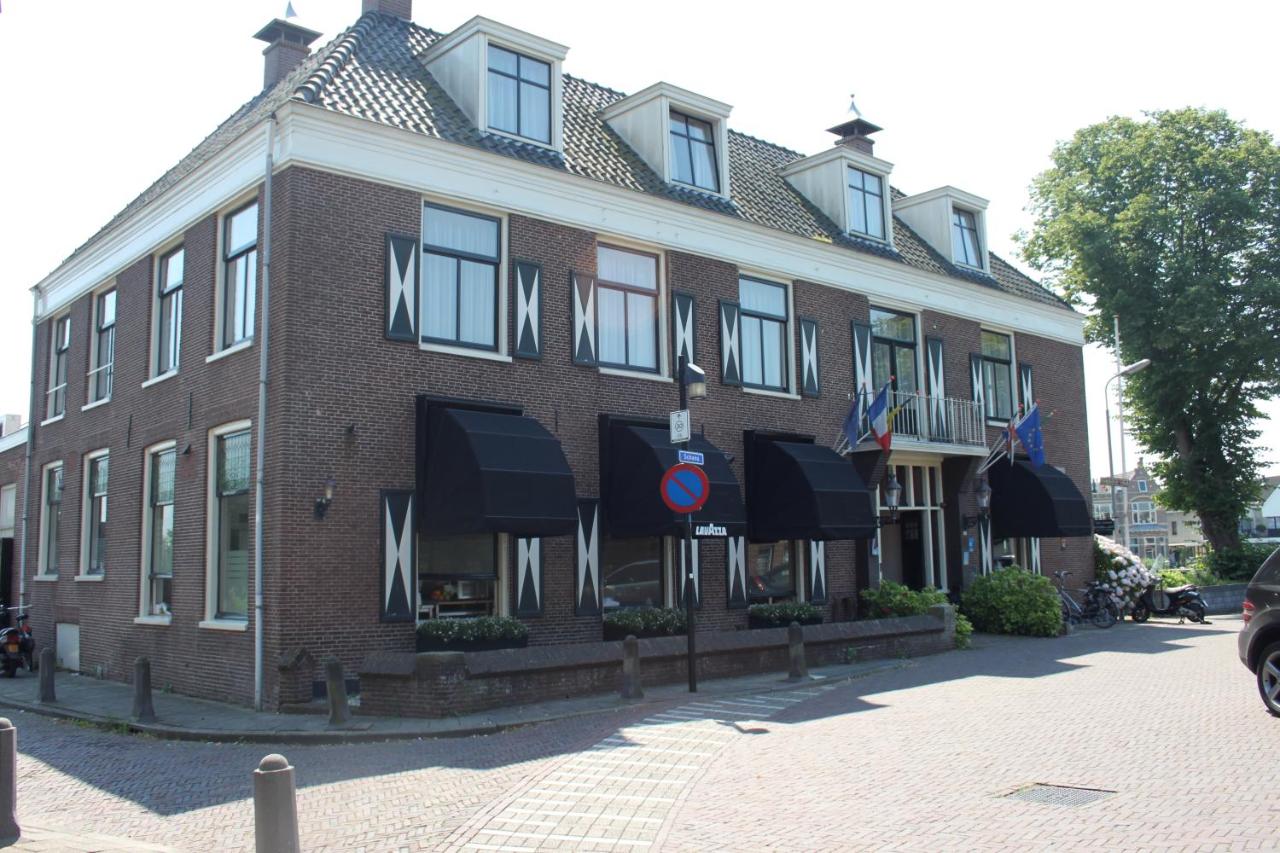 B&B Uithoorn - Het Rechthuis - Bed and Breakfast Uithoorn